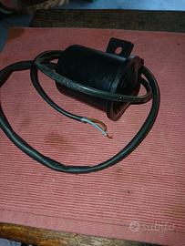 cicalino 12v retromarcia,piu faretto rosso piu int