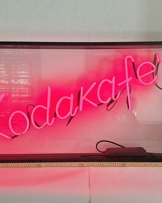 insegna neon kodak 