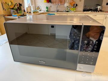 Forno a Microonde Beko 20L - Nuovo, mai usato