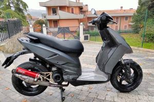 Scooter typhoon 50