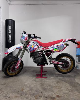 Yamaha TT 600