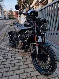 Husqvarna Svartpilen 125