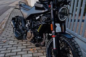 Husqvarna Svartpilen 125