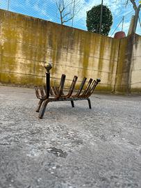 Braciere in ferro per caminetto