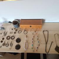 Lotto gioielli bigiotteria