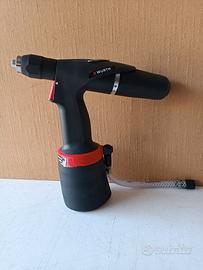 WURTH, RIVETTATRICE PNEUM per RIVETTI FILETTATI 