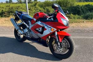 Honda CBR 900 RR 2001