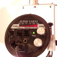 Flash da studio con lampada pilota