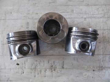 Pistone Nissan Cabstar Pick Up Pathfinder 2.5 Dci