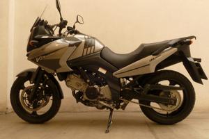 Suzuki DL 650 v-strom