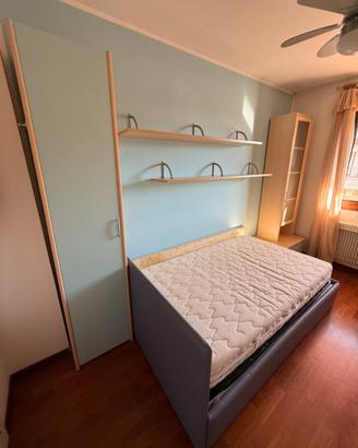 Camera completa di armadi letto e materasso