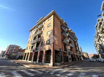 2 LOCALI A NICHELINO