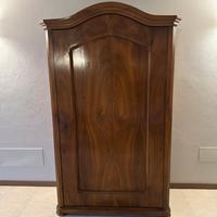 Armadio Antico In Noce