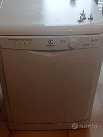 Lavastoviglie nn incasso Indesit