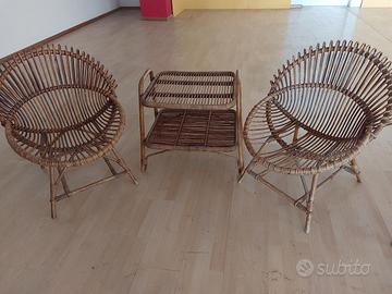 Mobili in vimini otto pezzi