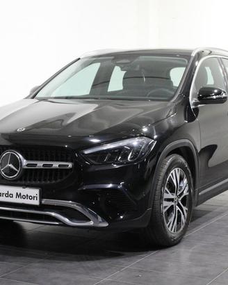 Mercedes GLA 180 Progressive Advanced auto