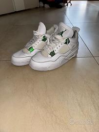 Jordan 4 metallic green size 9.5 / 43 EU Verified