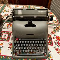 Macchina da scrivere Olivetti Lexicon 80