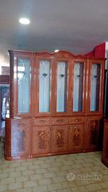 Vetrina e credenza 