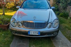 Mercedes benz e270
