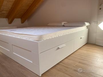 Letto matrimoniale e materasso