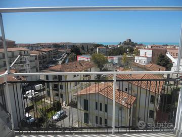 Scalea centro città con vista Torre Talao