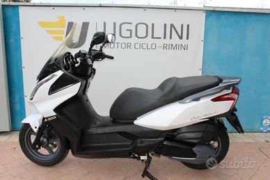 Kymco Downtown 300i