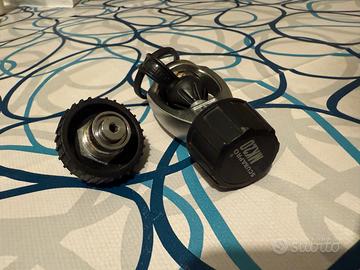 Attacco int e din 200bar scubapro