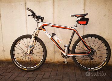 Bicicletta ktm carbonio