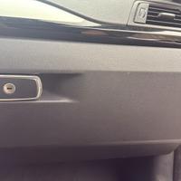 Cassetto portaoggetti BMW serie 4 coupé sport 420D