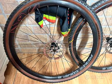 Cerchi GRAVEL 10/11velocità