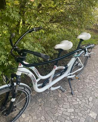 Tandem “Bici degli abbracci”