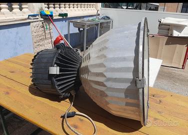 FARI - PLAFONIERE INDUSTRIALI