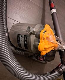 Aspirapolvere dyson dc 29