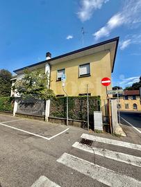 Villa bifamiliare Senago [Cod. rif 3385932VRG]