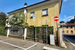 Villa bifamiliare Senago [Cod. rif 3385932VRG]