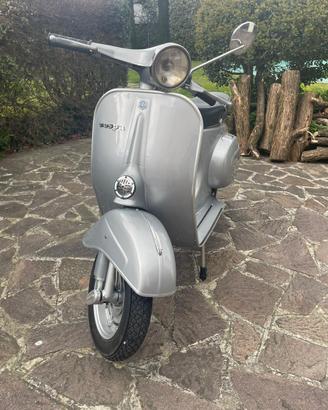 Vespa Primavera 125