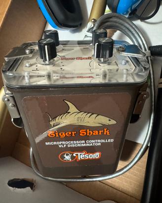 TESORO TIGER SHARK METAL DETECTOR
