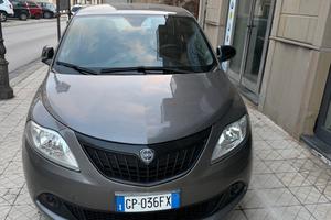 Lancia Ypsilon 1.0 FireFly 5 porte S&S Hybrid Gold