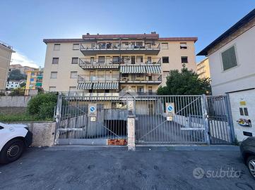 6 LOCALI A GENOVA