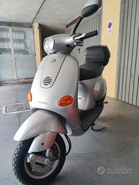 Piaggio Vespa 50 ET2 - 1997