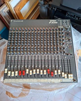 Mixer Soundcraft Spirit FX16