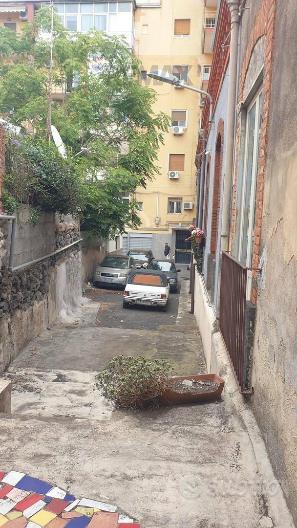 Casa – Catania, Antico Corso, Centro storico - Vista 3