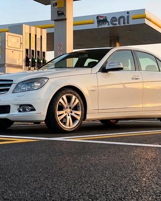 Classe C MERCEDES 180 KOMPRESSOR AVANTGARDE W204