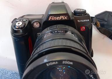 Finepix S2 pro corpo + Obb 28-70 omaggio