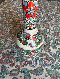 Bottiglia metaxa con tovaglia