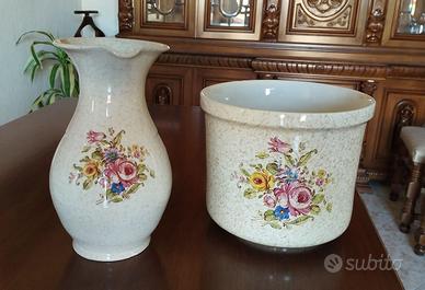 Brocca e vaso in ceramica