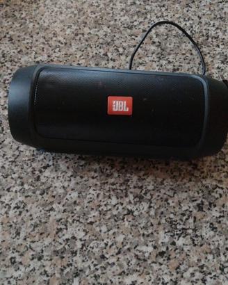 Cassa bluetooth JBL portatile nera con cavo di ric