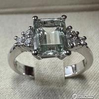 ANELLO ORO BIANCO 18kt. DIAMANTI ED ACQUAMARINA