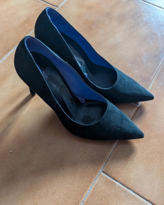 Scarpe scamosciate eleganti